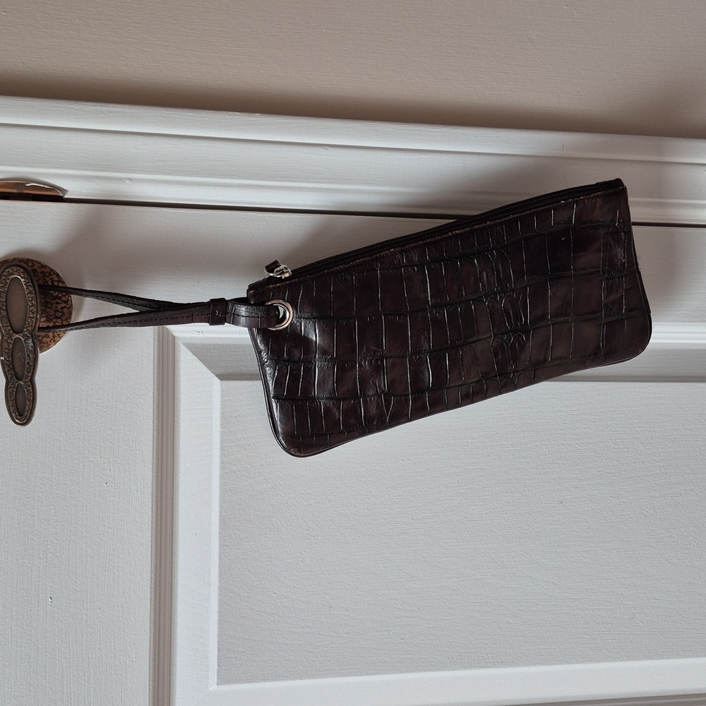 DANIER DARK BROWN LEATHER FAUX CROCO EMBOSSED WRISTLET